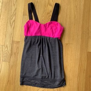 LULULEMON SIZE 4
